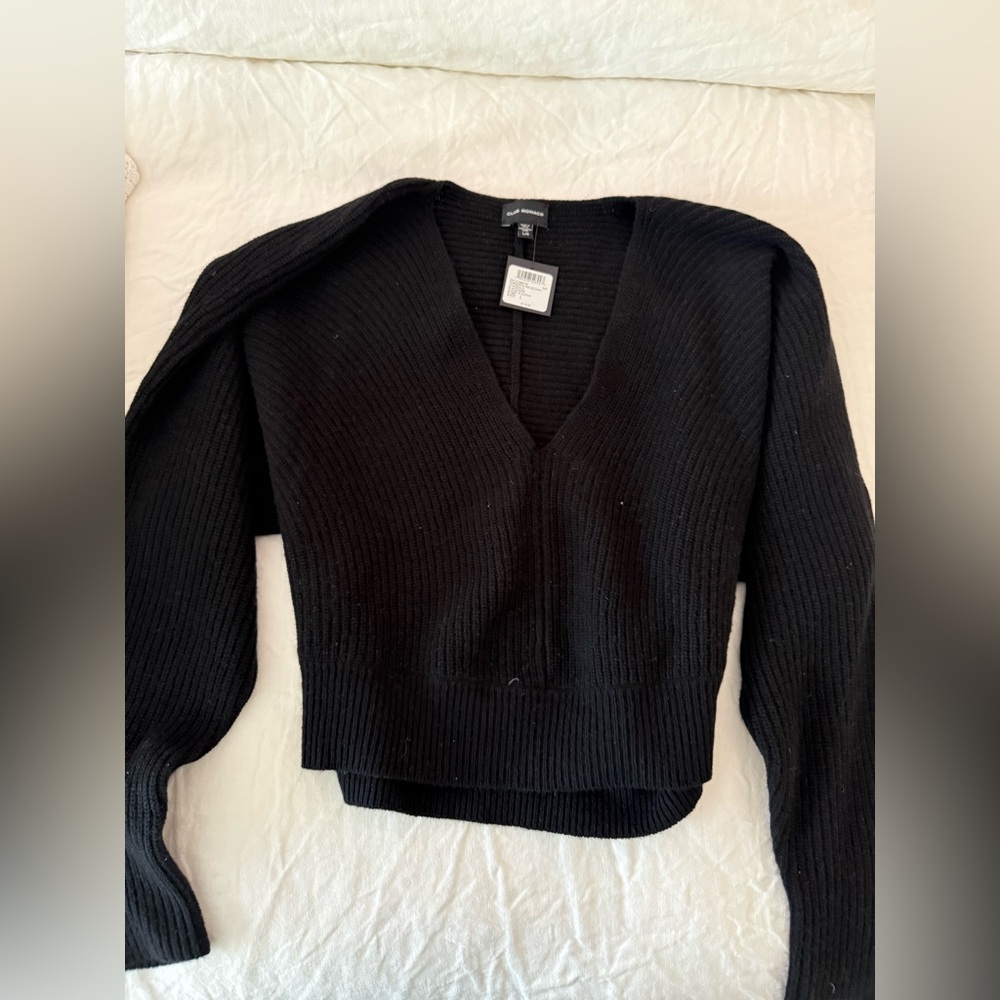 Club Monaco Black Horizontal Wool Dolan V-Neck Sweater Size Large NWT